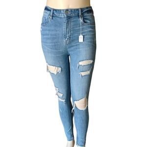 647739......Eunina Skinny Jeans Size 13,  W30" 26"Inseam  11"Rise